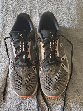 Men's On Running Cloudeclipse Shoes Fade/Sand Size 11.5 Basketball Track/Field